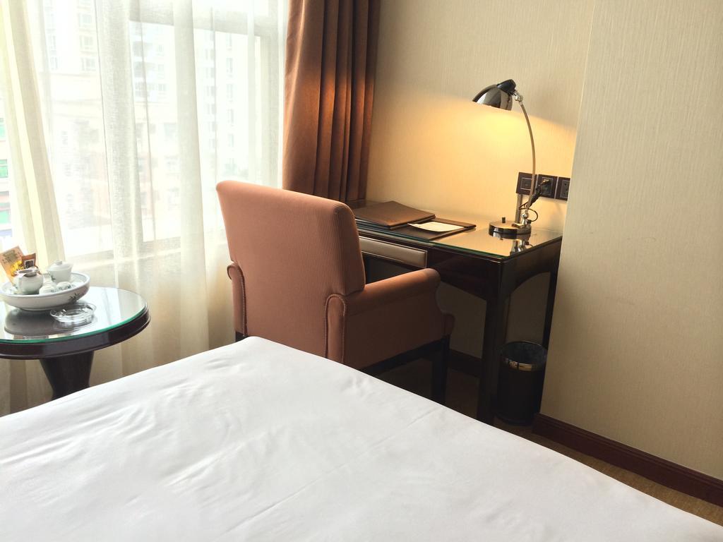 Shenzhen Baoan Royal International Hotel Εξωτερικό φωτογραφία