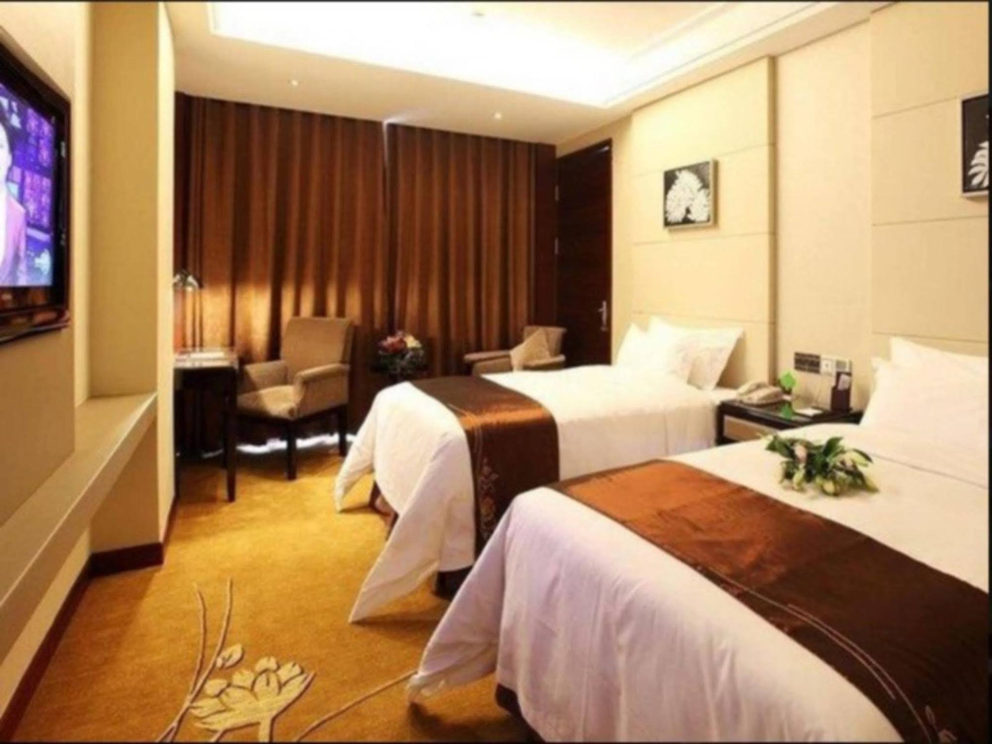 Shenzhen Baoan Royal International Hotel Εξωτερικό φωτογραφία
